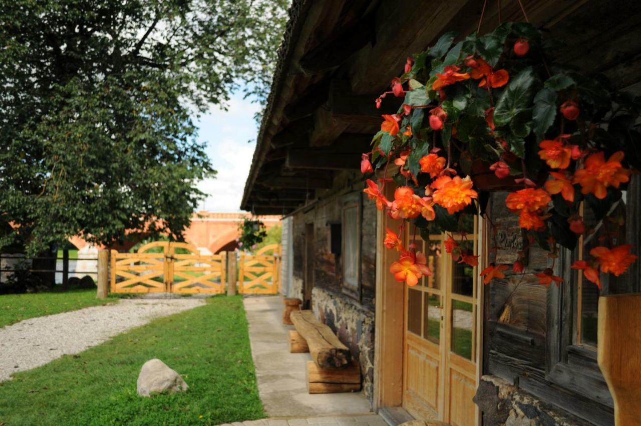 Guest House Ventas Rumba Kuldiga Bagian luar foto